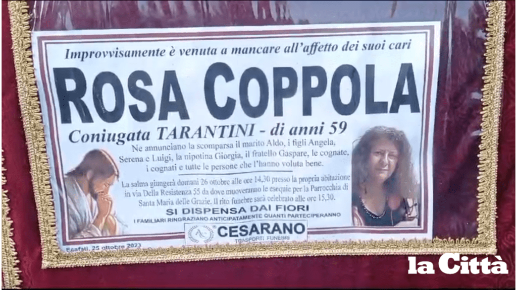 L Ultimo Saluto A Rosa Morta Davanti All Ospedale Di Scafati La