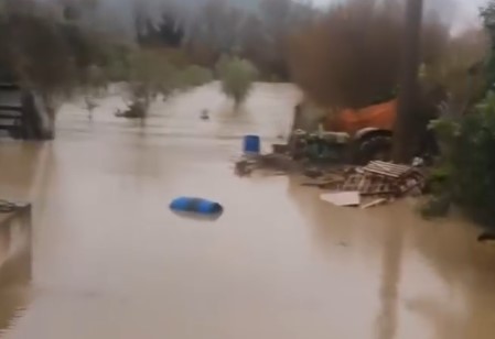 Maltempo Nel Salernitano Esonda Il Calore Allagamenti Ad Altavilla