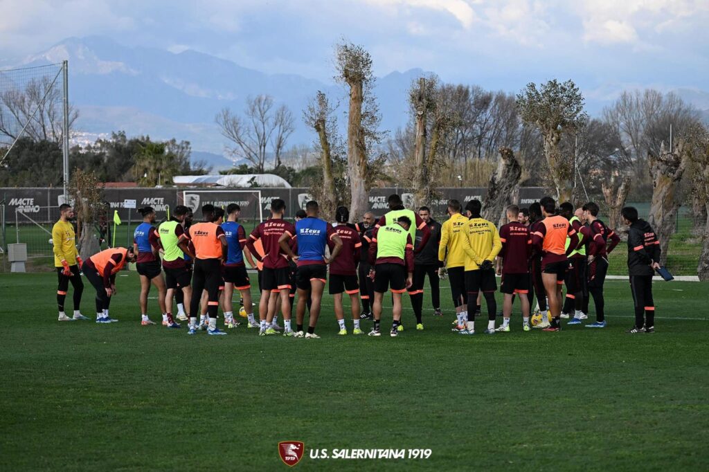 Salernitana, Liverani pensa alle novità: Fazio, Manolas e Weissman