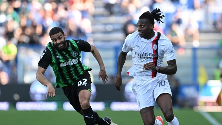 Milan chases Sassuolo and snatches a draw