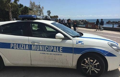 Salerno, abusivi nelle case popolari: altri sgomberi