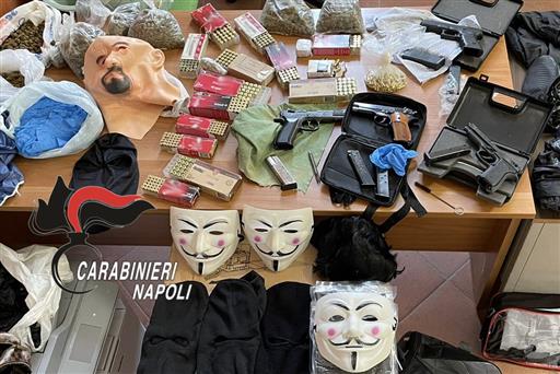 Guns, ammunition and masks: the “average robber” market closed