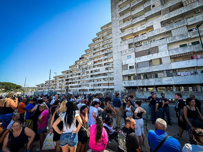 Collapse in Scampia, two ladies in very severe situation