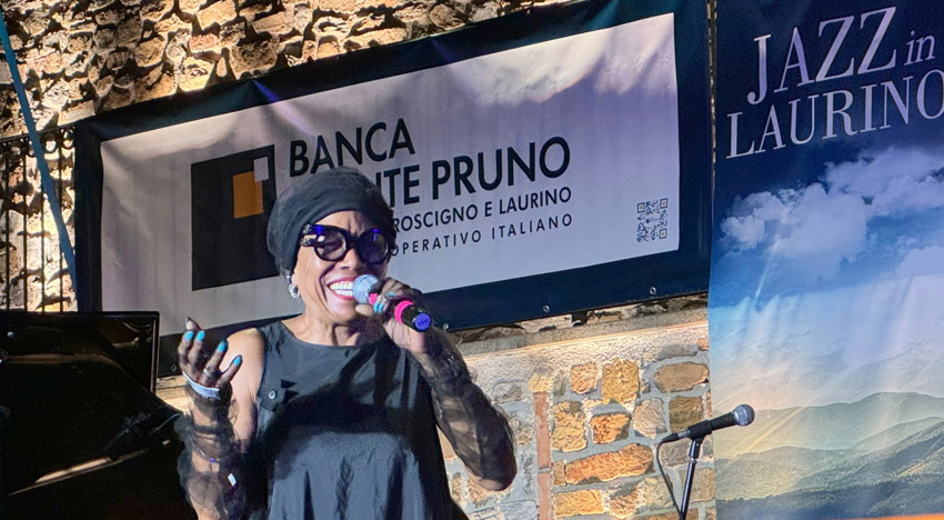 “JazzinLaurino”, Dee Dee Bridgewater incanta il pubblico cilentano