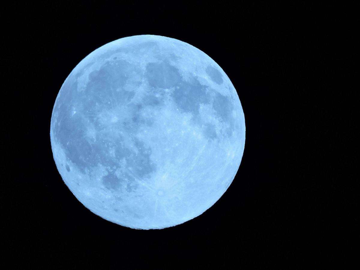 Tonight the "super blue moon", here's what you'll see and at what time