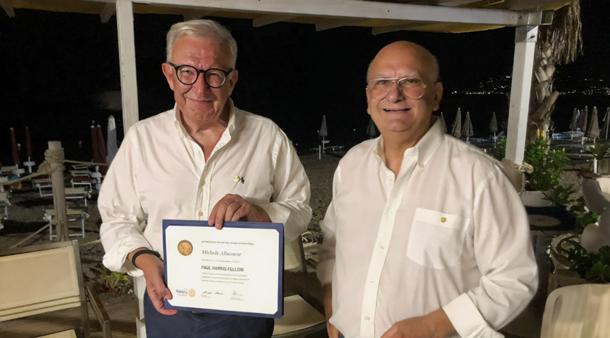 Il Direttore Generale della Banca Monte Pruno, Michele Albanese, insignito del prestigioso riconoscimento “Paul Harris Fellow” dalla Fondazione Rotary del Rotary International