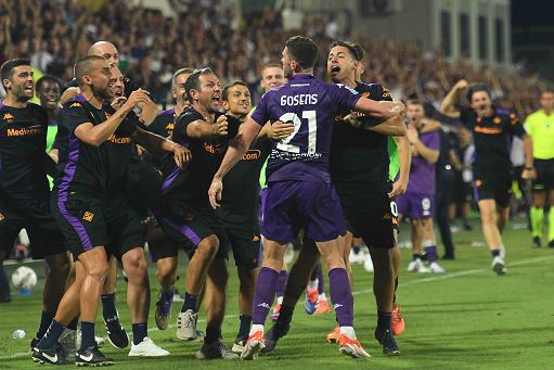 Fiorentina first joy in comeback with Lazio