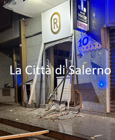 Bomba al bar Ritz, notte di paura a Eboli