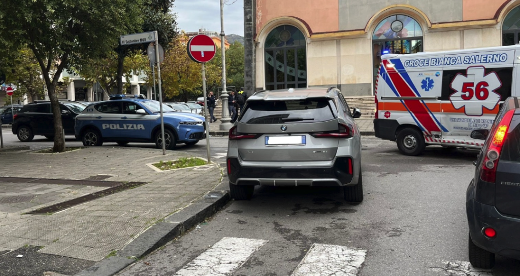 Salerno, sos violenze a scuola: in due pestati col tirapugni